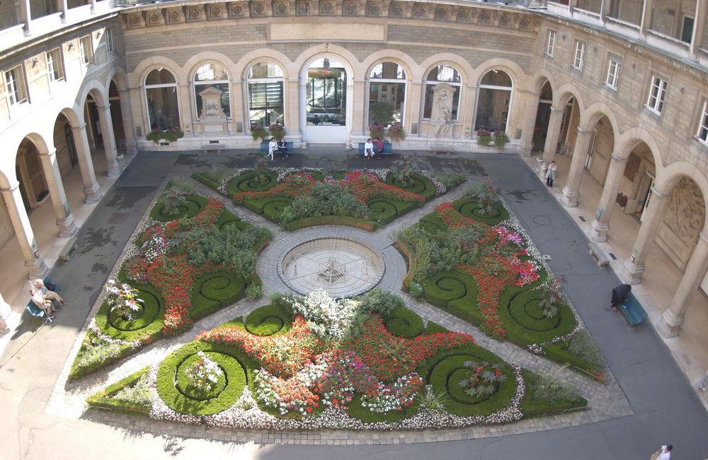 Hotel Hospitel Paris Exterior photo
